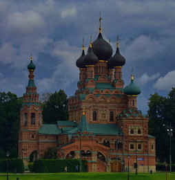 ХРАМ ТРОИЦЫ ЖИВОНАЧАЛЬНОЙ В ОСТАНКИНЕ / Останкино.