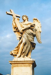 Ангел с Моста Святого Ангела / Мост Святого Ангела — пешеходный мост через Тибр в Риме