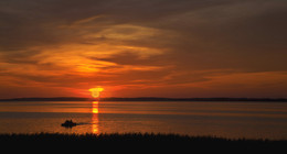 &nbsp; / Sonnenuntergang am Achterwseer auf Usedom.