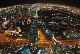 Ночной Дубай / Вид с башни Бурдж-Халифа вечером