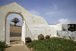 &nbsp; / Ein Friedhof auf der Insel LA GOMERA / Spanien.