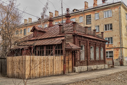 Старый дом. / Сызрань. Дом, постройки конца 19 века.