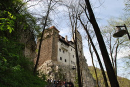 Castelul Bran / Замок Бран — замок в Румынии, в живописном местечке Бран в 30 км от Брашова, на границе Мунтении и Трансильвании.
