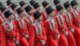 Кубанские казаки. / Торжественный парад.
71-я годовщина Победы в Великой Отечественной войне.
9 мая 2016 год.
Краснодар.