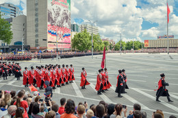 Кубанские казаки. / Торжественный парад.
71-я годовщина Победы в Великой Отечественной войне.
9 мая 2016 год.
Краснодар.