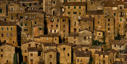 Старые стены / Средневековый городок Сорано, Италия