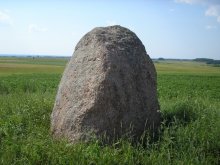 Камень посреди поля / Литва