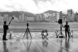 Черно-белое кино / Гонконг. Набережная.