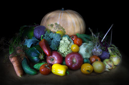 Овощной натюрморт / немного овощей