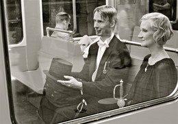 Мужское и женское / в вагоне метро