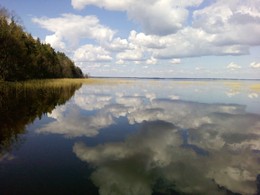 озеро Отрадное 01 / снято смартфоном Philips Xenium V387 без обработки в Photoshop.