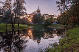 Осенний вечер у пруда... / На пруду у Федоровского собора в г.Пушкин.