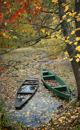 Затон / Осенний затон с лодками