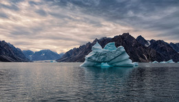 Лед и камень / У берегов Восточной Гренландии
