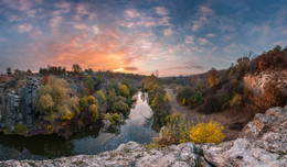 Осеннее утро в Букском каньоне / Букский каньон, река Горный Тикич, Украина