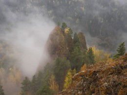 Среди дождя и тумана.... / Скальный массив &quot;Иглы&quot; , Красноярский край Торгашинский хребет