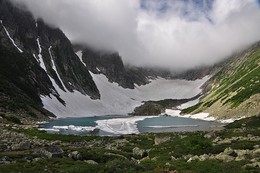 Гора в тумане / Горный хребет Кузнецкий Алатау,Хакасия