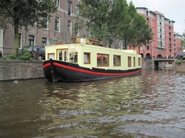 Амстердам, жёлтая надводная лодка ;-) / Амстердам, вдоль по каналам.