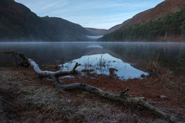 Морозное утро в Двуозерье / Глендалох в переводе с ирландского значит - долина двух озер. Это - верхнее. http://photoexpedition.eu