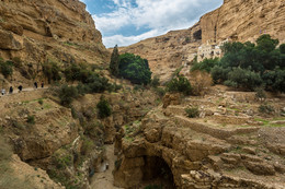 По дороге к Храму / Древний монастырь в пустыне Негев