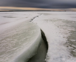 Пополам.. / Иваньковское водохранилище.