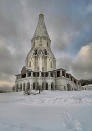 Сквозь столетия / Церковь Вознесения в Коломенском .