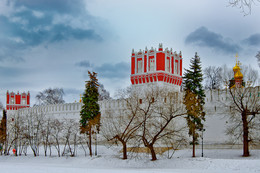 Новодевичий монастырь / Напрудная и Лопухинская башни