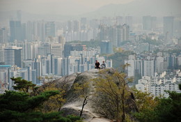 Инвансан / Вид с горы Инвансан на Сеул.