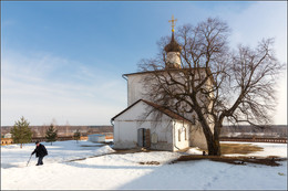 В воскресный день / Россия. Владимирская обл. Кидекша. 
Борисоглебский монастырь. Церковь Бориса и Глеба. 

март 2017 

вся серия здесь http://alex-des.livejournal.com/42696.html