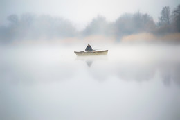 Утро / Рыбак в тумане