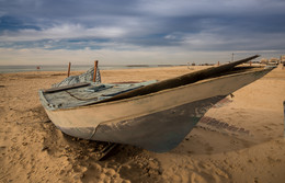 Лодка / море лодка песок