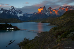 красные пики куэрносов / Национальный парк Торрес дель Пайне, Чили. Присоединяйтесь к моим фотопутешествиям по Южной Америке и не только - http://ilyshev.photo/workshops/