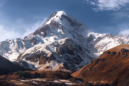 Kazbek - 5,047 m. / ...