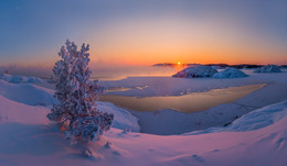 Мороз крепчает, вечер. / Карелия. Ладожское озеро.