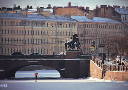 такой холодный Петербург / вся мощь и колорит любимого мною Петербурга в одном фото. 
И плевать, что резкость подвела)