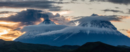 Два Великана / Камчатка.
Природный парк Ключевской. Извергающийся вулкан Ключевской и вулкан Камень.
https://www.instagram.com/ratbud/