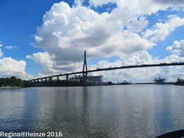 &nbsp; / Blick auf Köhlbrandbrücke