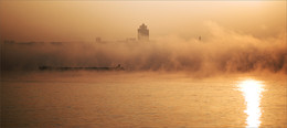 &quot;Цунами&quot; на Волге... / Туман в Коисомольском Порту города Тольятти...