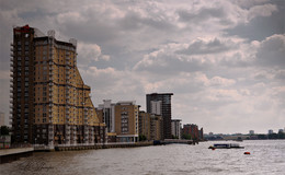 Районы, кварталы, жилые массивы / Кварталы Лондона на Темзе
