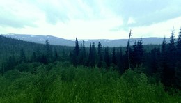 Дальняя даль / горы Саяны, вид с дороги, в путешествии по Красноярскому краю