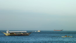 Ритмы морского движения моря Сибуян / Движение морских судов в проливе между островами Миндоро и Лусон, Филиппины.