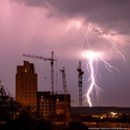 Стихийная эмоциональность / Гроза в июне