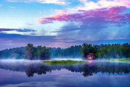 Кое-что о лете / Утренний туман над озером
