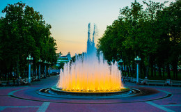 Горящий фонтан / Площадь Парижской коммуны, Минск