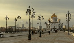 Вечер. Скоро фонари расцветут... / Москва,вечер, фонари