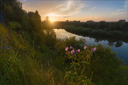 На крутых берегах / Река Уньга, Кемерово, Западная Сибирь