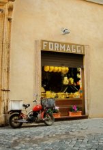 FORMAGGI / typical Rome...