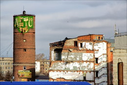 Жажда лета / Водонапорная башня на территории бывшего мясокомбината.