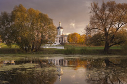 Церковь Михаила Архангела / Кирпичная церковь Михаила Архангела построена в конце XVIII веке.