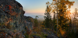 Утро на скалах / Осень в горах